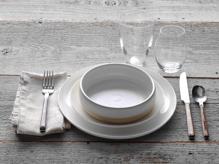 guide for casual and informal table top settings